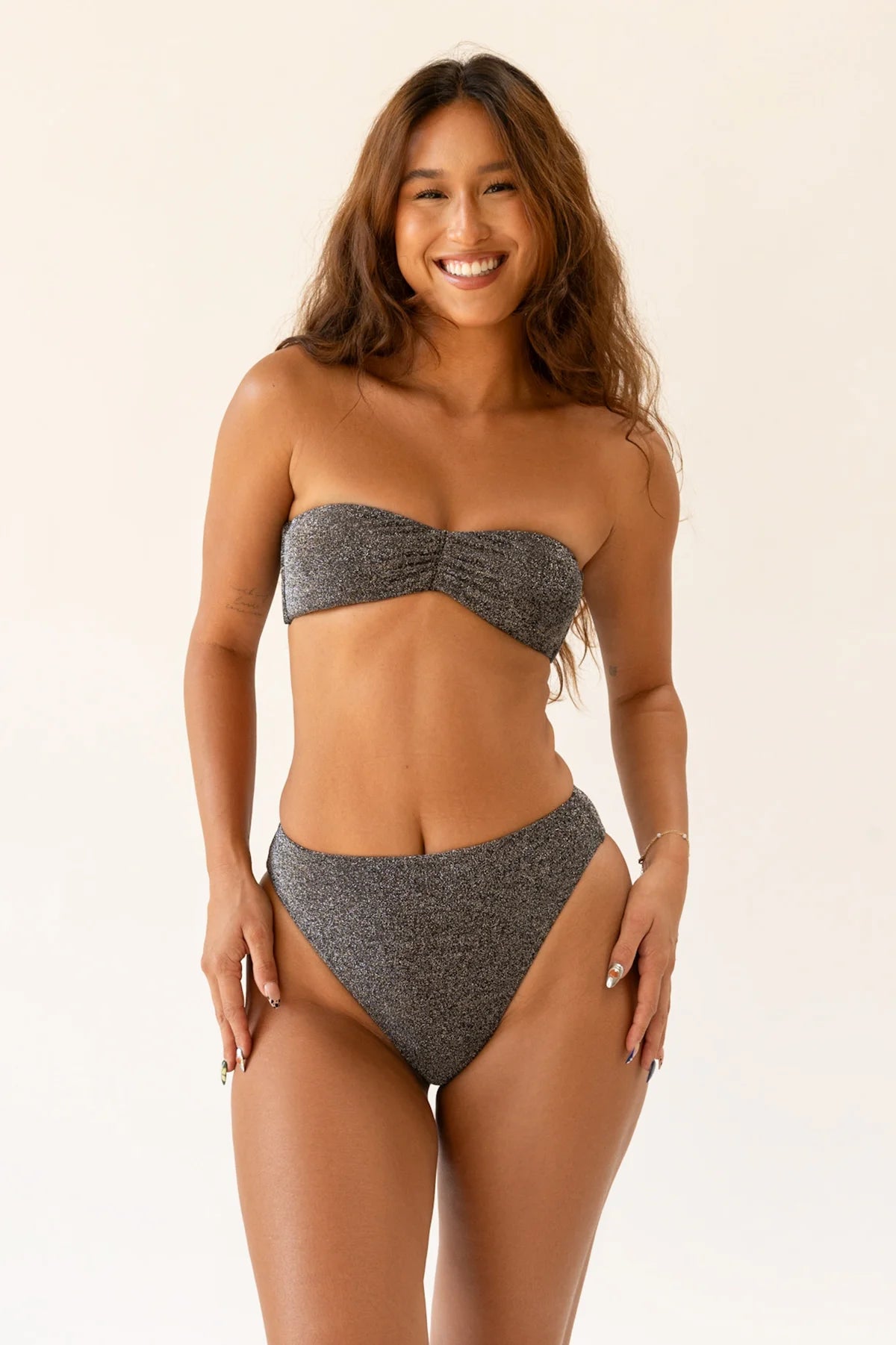 Alternative view of XS / Sparkle Black