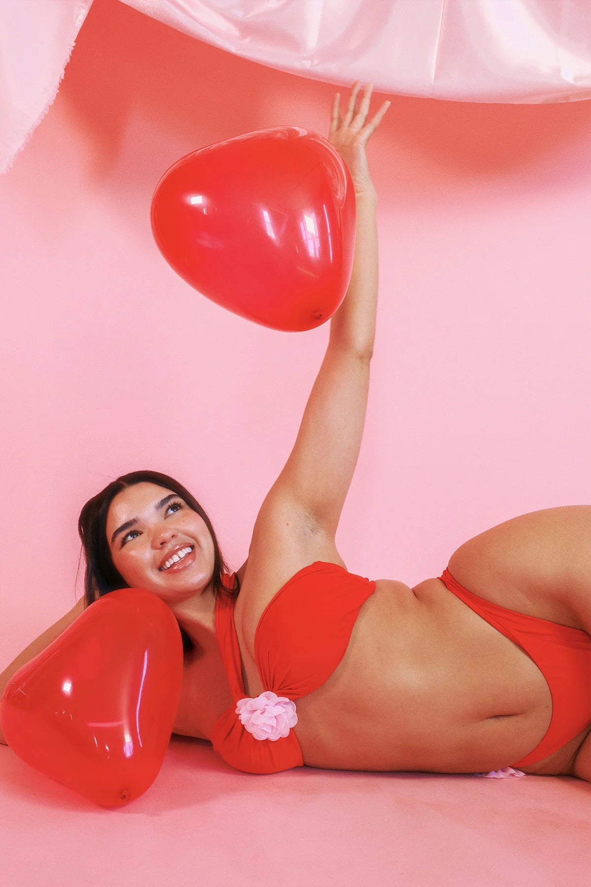 Alternative view of XS / Strawberry