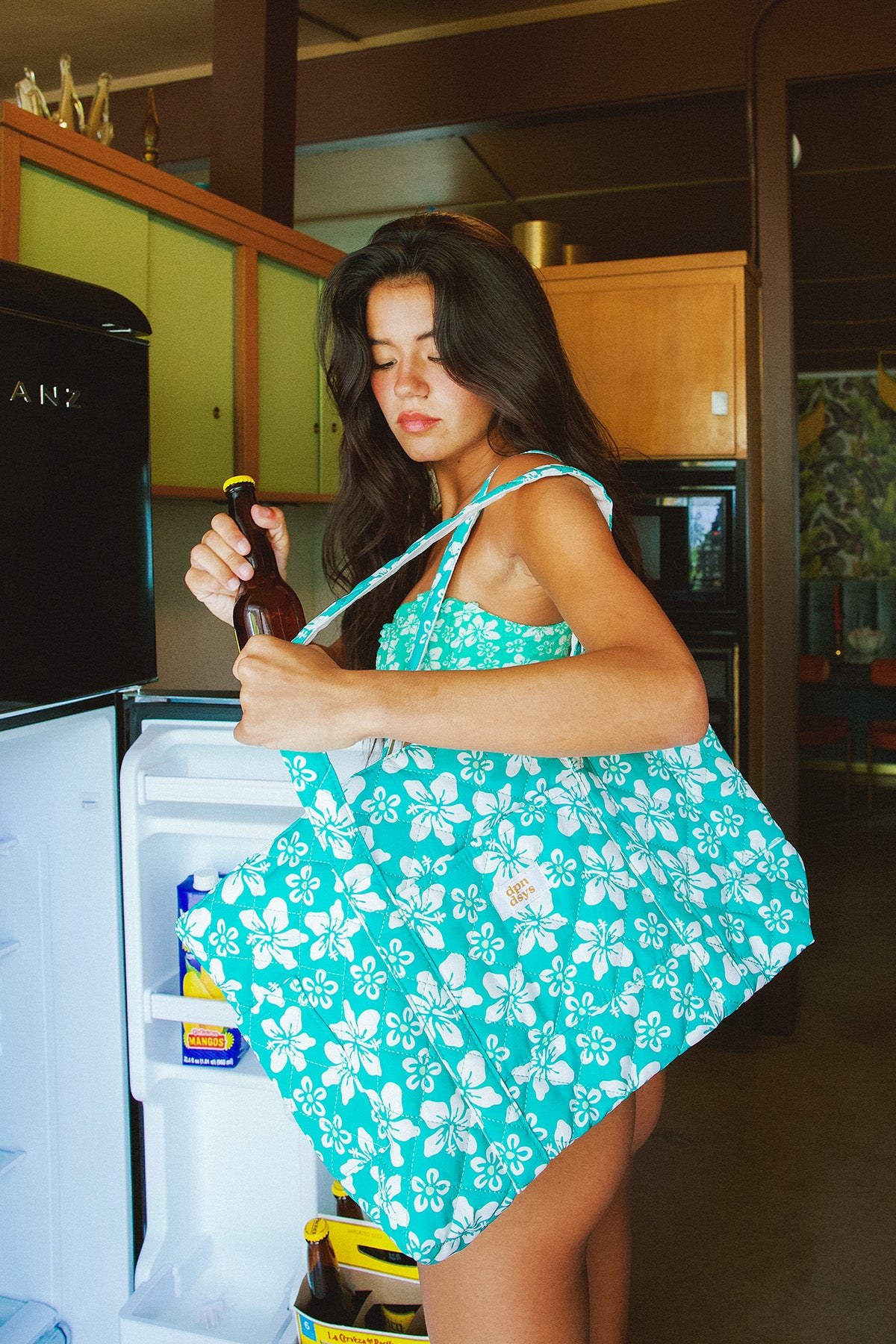 Alternative view of Beach Quilted Tote Bag